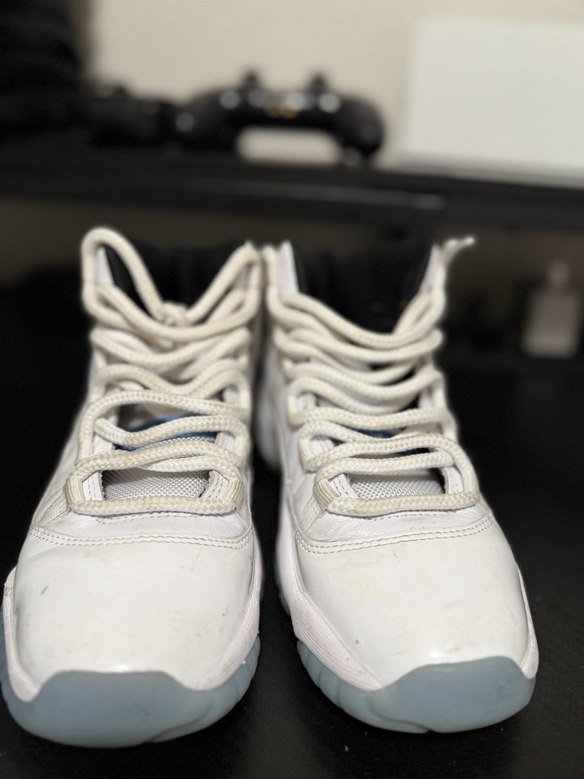 Jordan Air Jordan 11 High Top Lace Up Sneaker White/Blue Unisex Kids 4.5