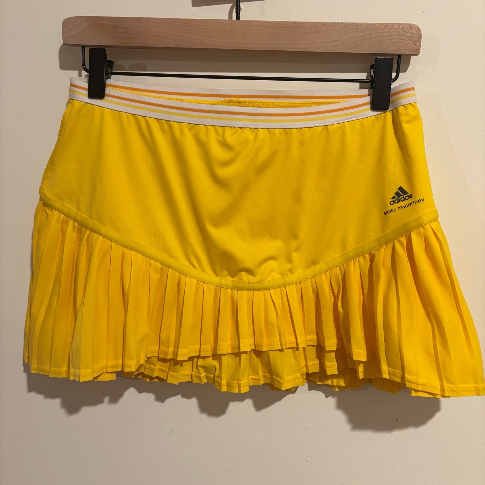 Adidas by Stella McCartney Youth XL Yellow Pleated Barricade Tennis Skirt Skort