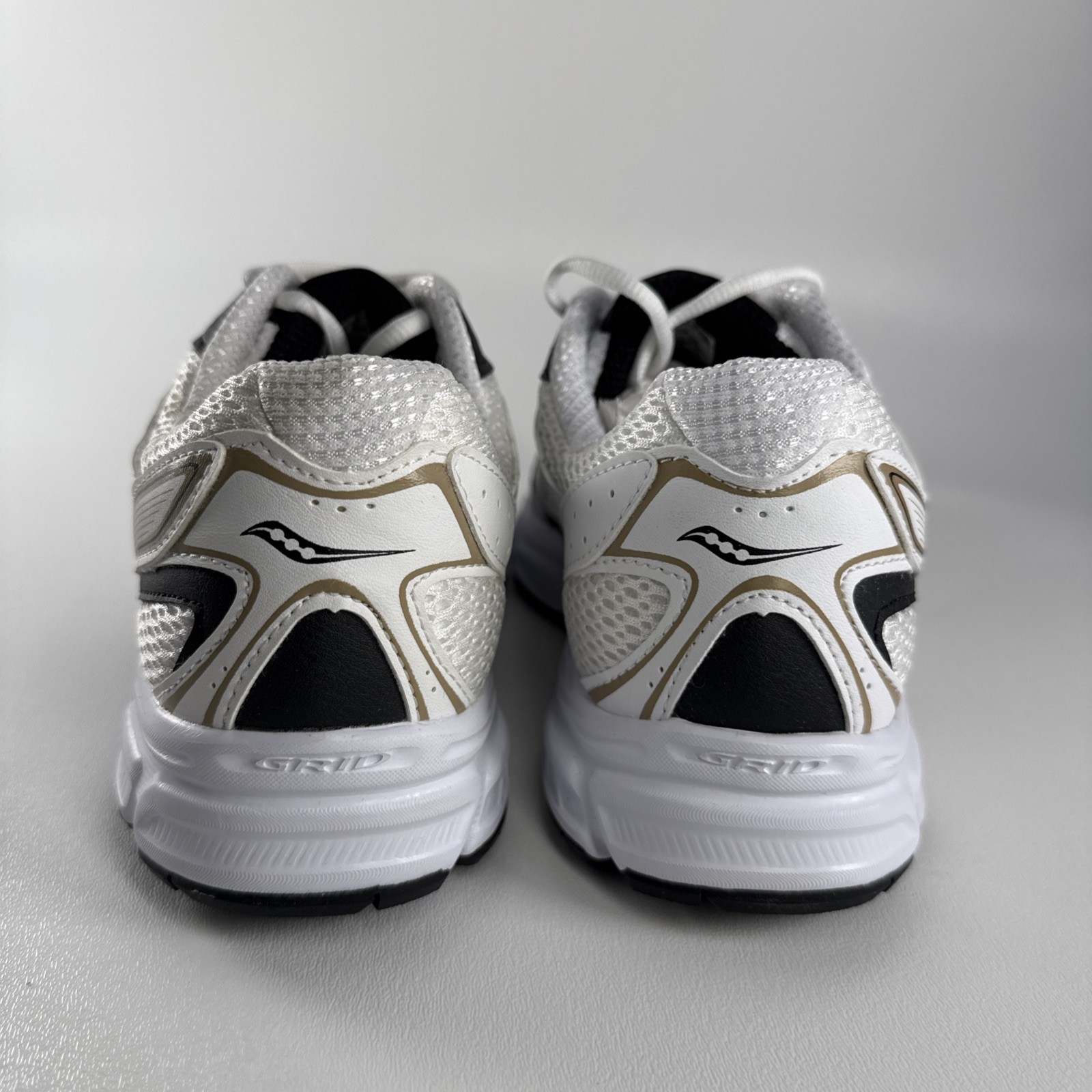 Size Men’s 10 – Saucony Grid Ride Millennium White Gold Black S70812-18 NEW