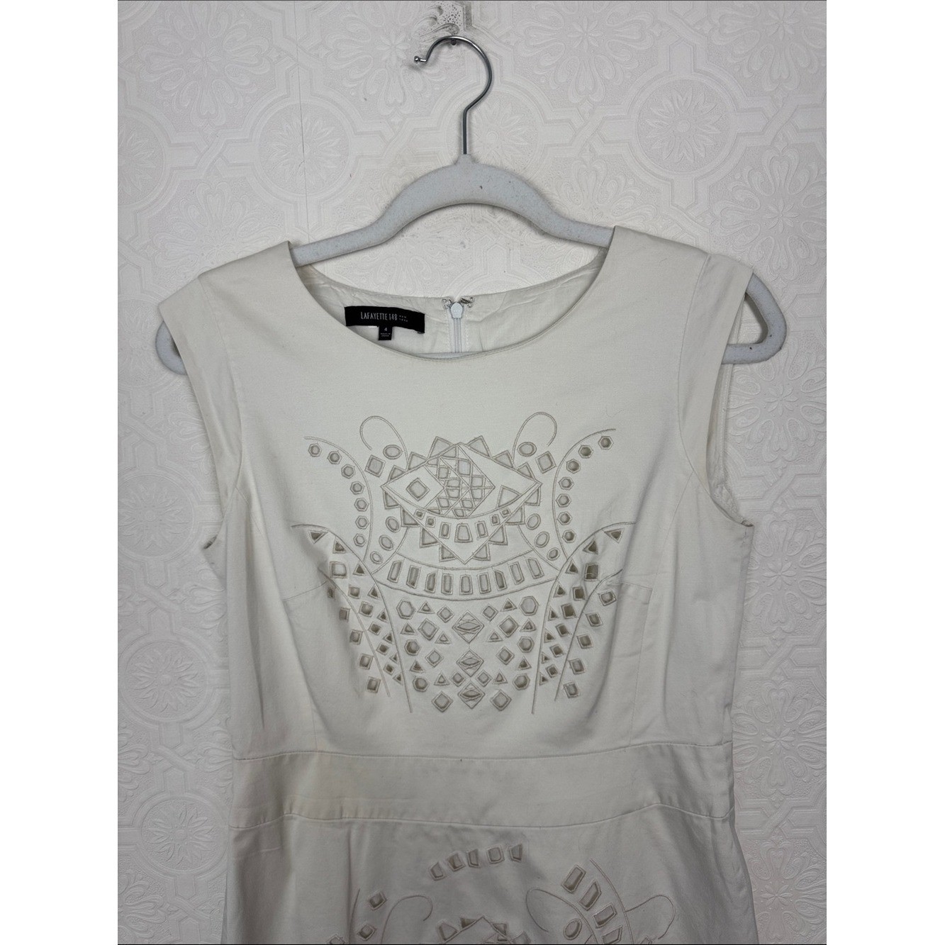 Lafayette 148 New York White Embroidered Sheath Dress Size 4 Career Cocktail