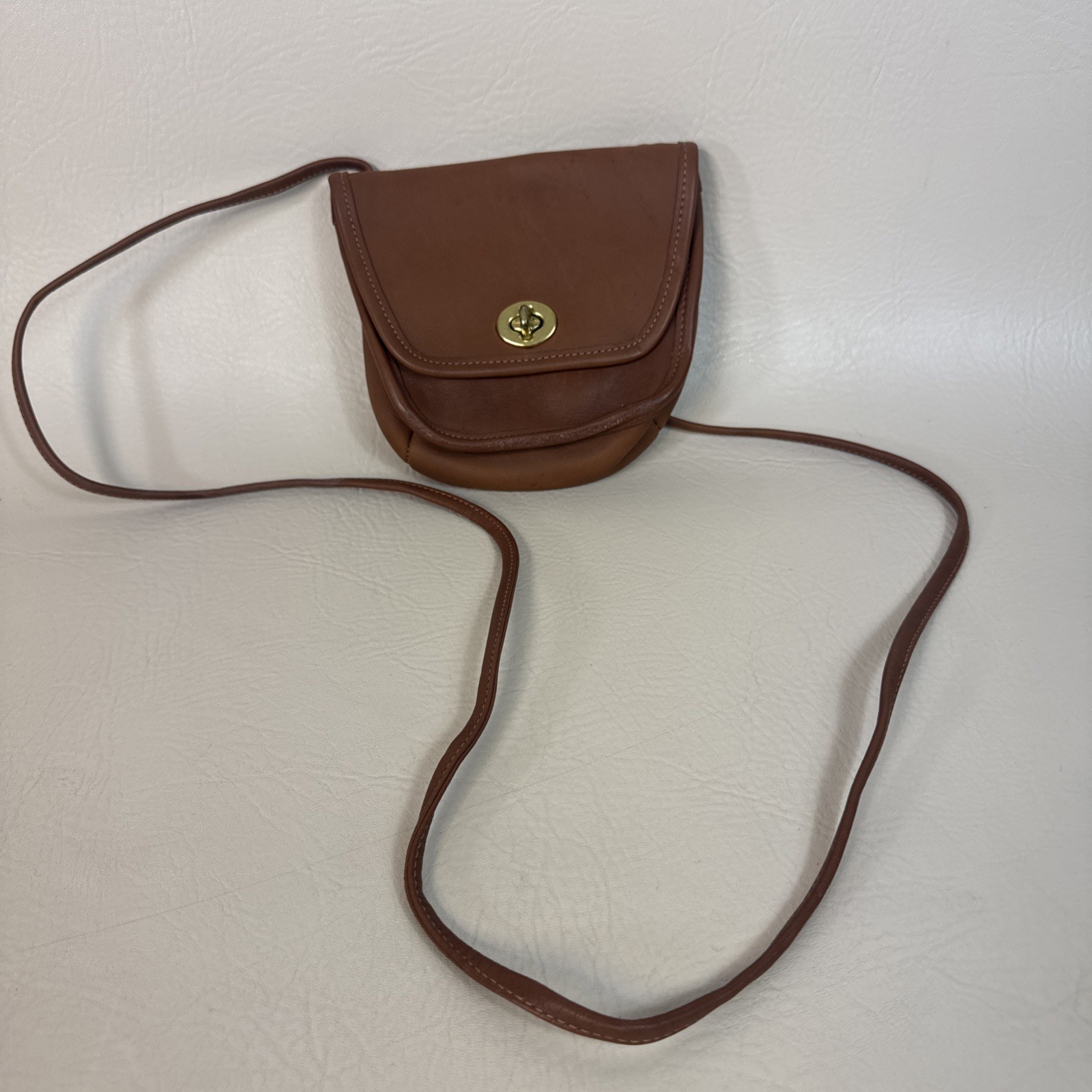 Vintage Old Coach B4D 9934 Mini Shoulder Women’s Bag Brown
