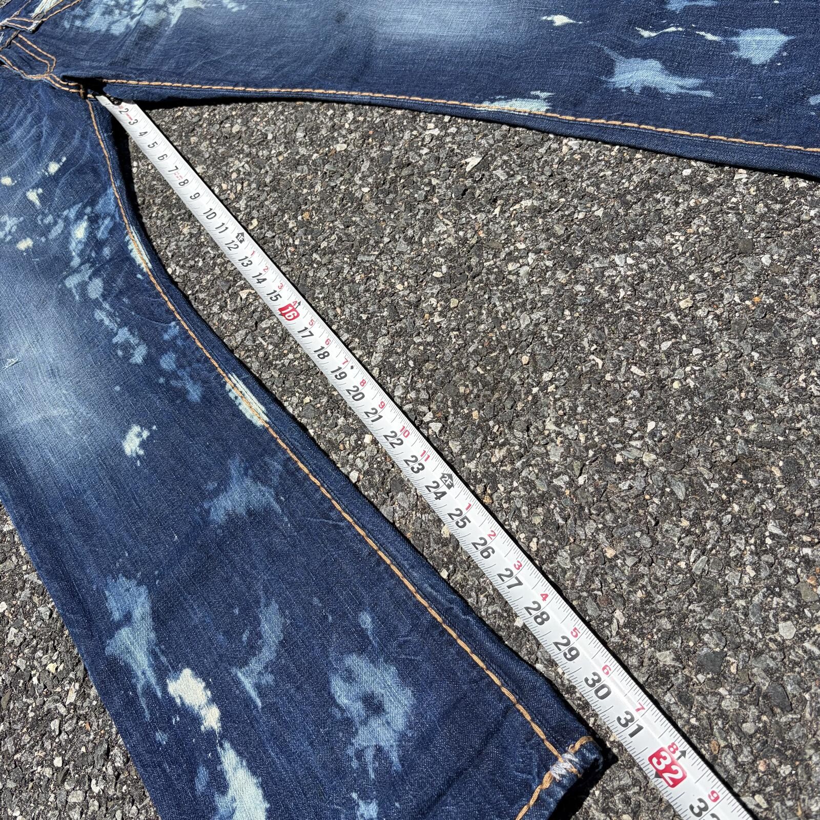 True Religion Ricky Super T Distressed Paint Splatter Jeans