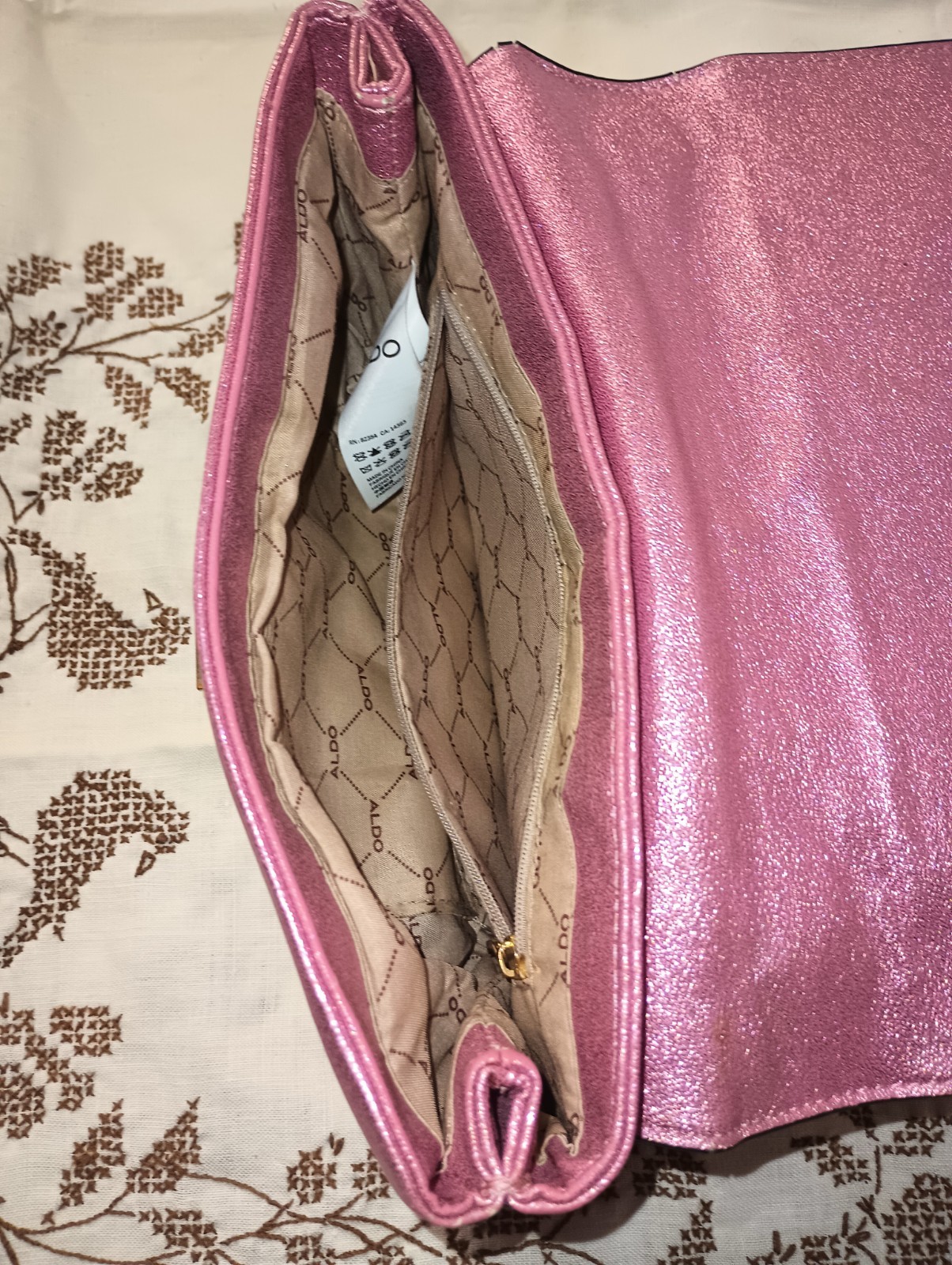 ALDO Metallic Pink Rainbow Colorblock Shoulder Bag Gold Chain Strap Clasp