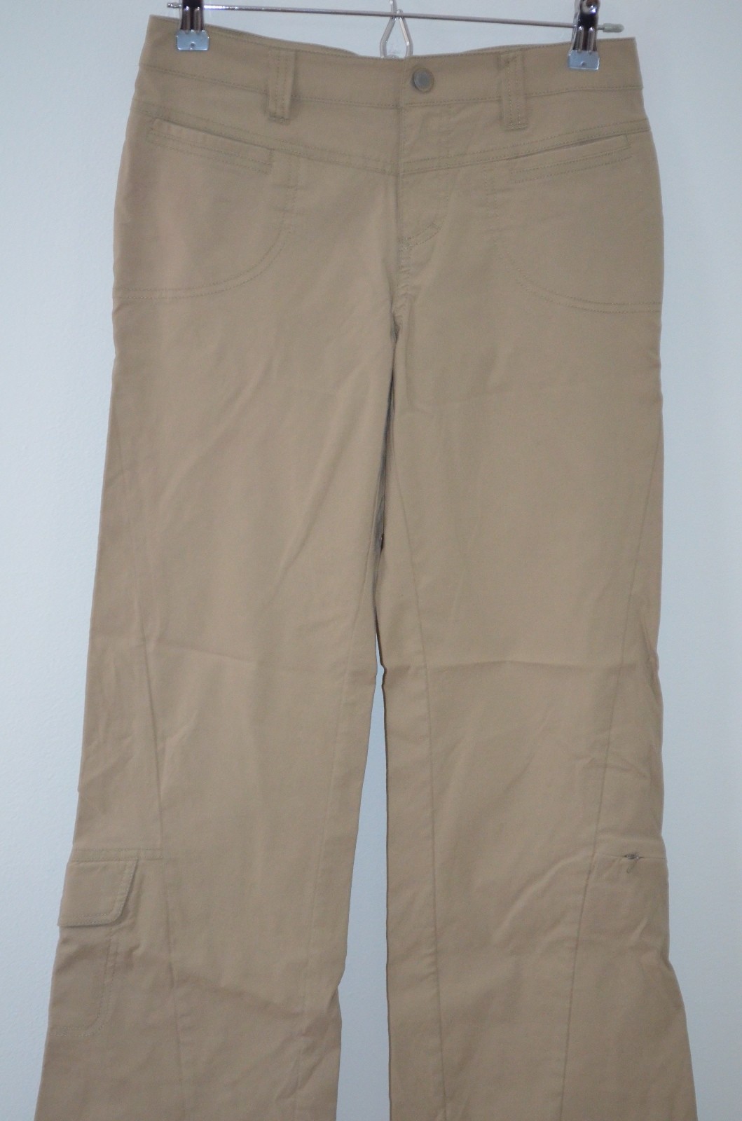 Athleta Beige 95% Nylon/5% Spandex Straight Leg Casual Pants Size 4/30″ Inseam