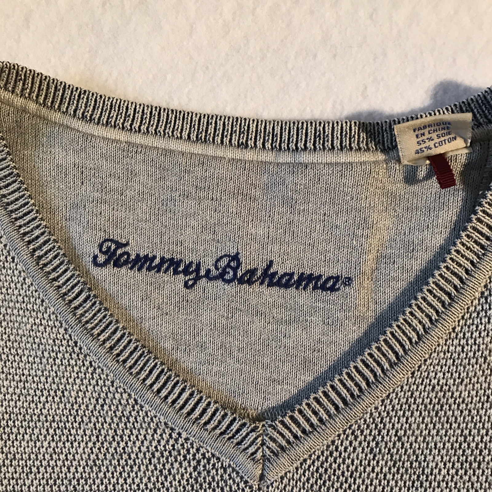 Tommy Bahama Men’s Gray V-Neck Pullover Sweater Silk Cotton Knit Logo L/G