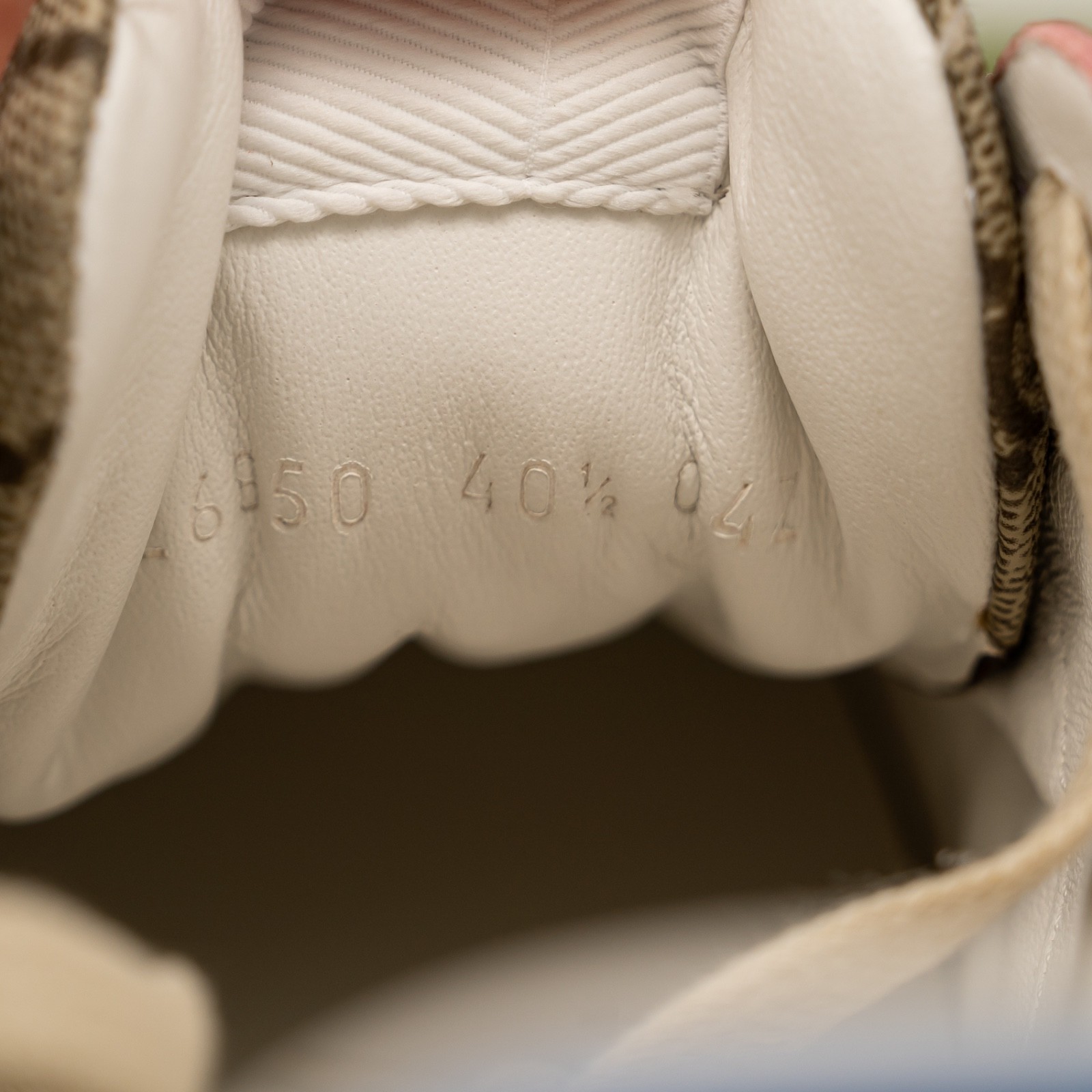 Gucci Women’s Sneakers Leather Chunky B Pink Beige GG Purple size 40.5 10.5 US
