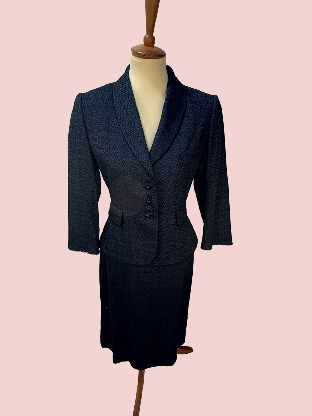 Tahari Arthur S. Levine Women’s Two-Piece Skirt Suit Set