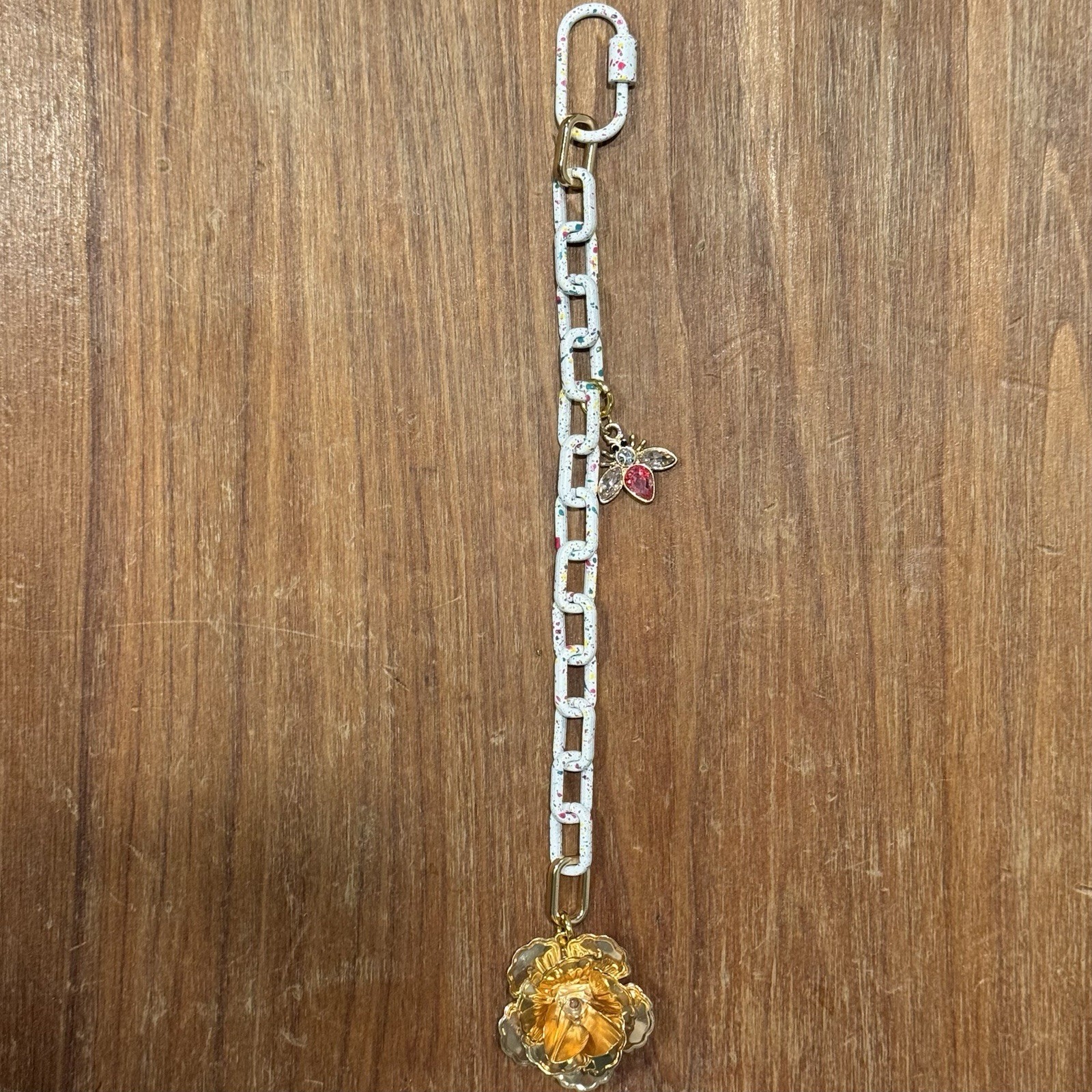 White Speckled Chain Purse Strap Charm Flower Gold Tone Bee Zipper Pull Bag