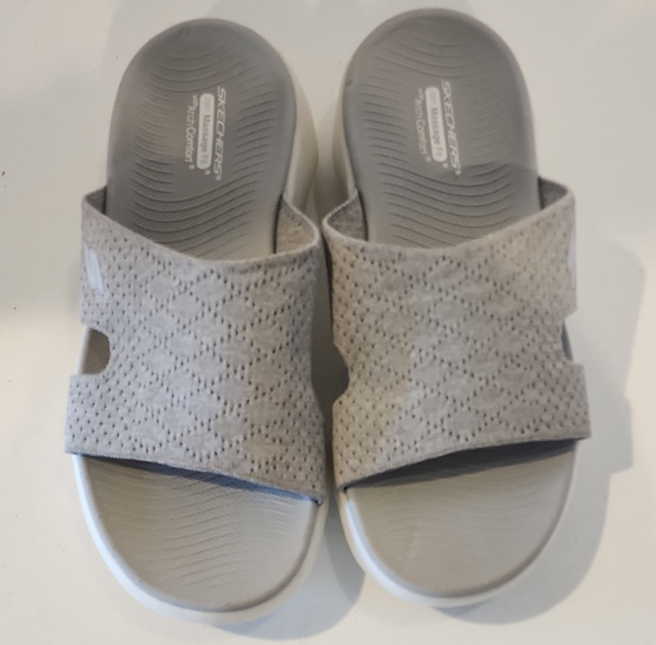 SKECHERS Massage Fit Arch Comfort Slide Sandals Gray/White Men’s 7W Synthetic