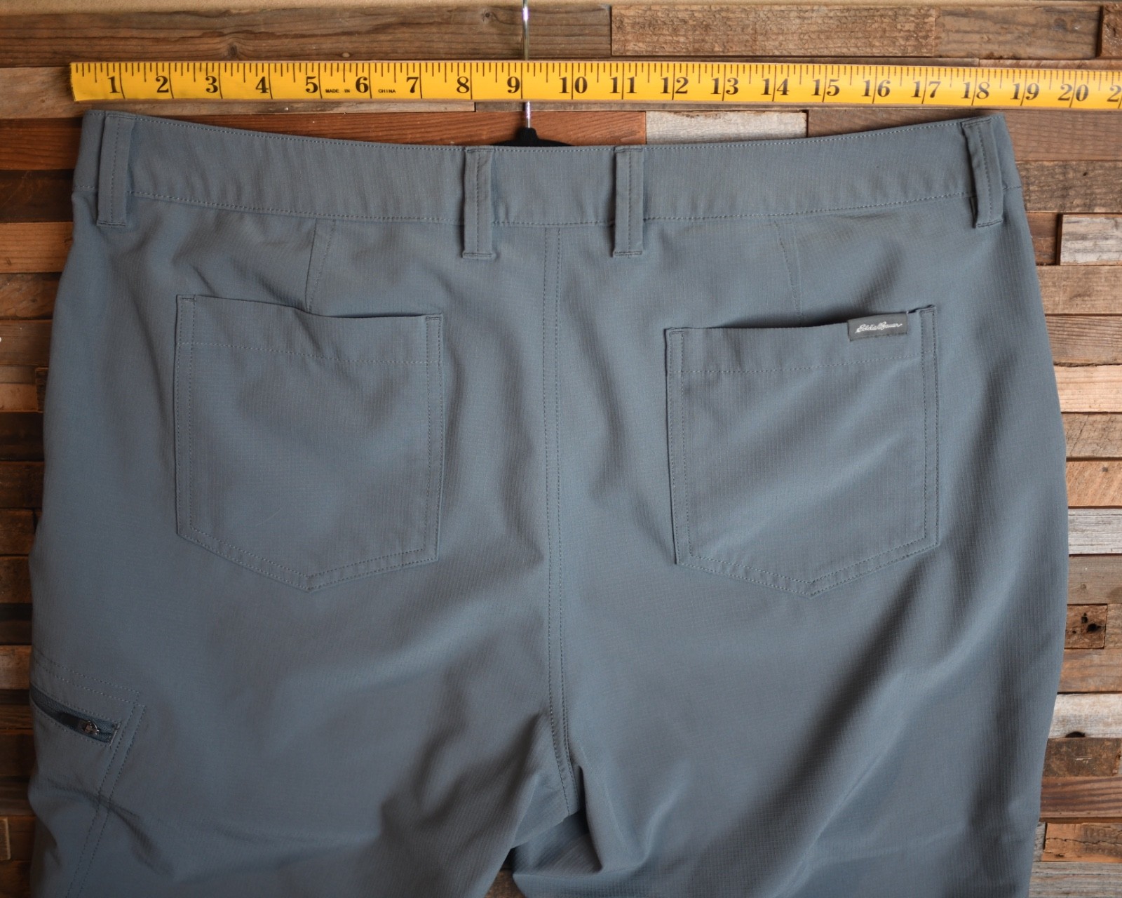Eddie Bauer Guide Pro Capri Pants Womens 14 Gray Stretch Hiking Outdoor Cargo
