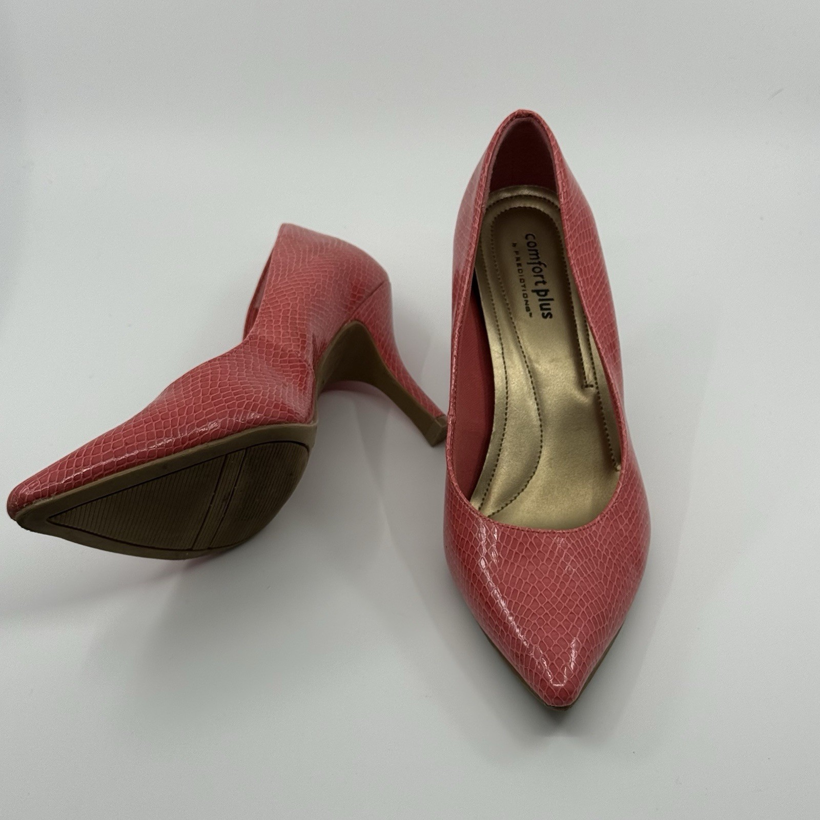 Comfort Plus By Predictions Womens Snake Print Pink Pointed-Toe Pumps Size 7M