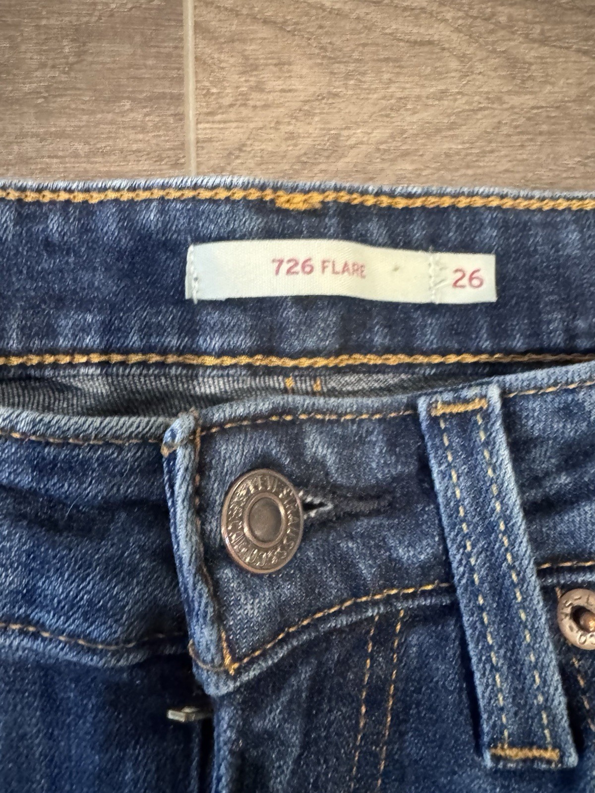 Levi’s Women’s 726 Flare Jeans, Medium Wash, 26 X32, Stretch, Excellent