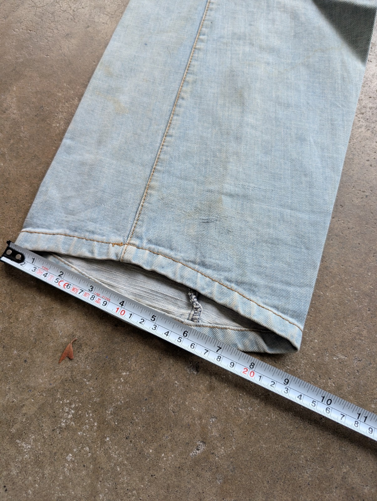 28×32 Levi’s engineered buckleback sashiko Y2K denim jeans vintage