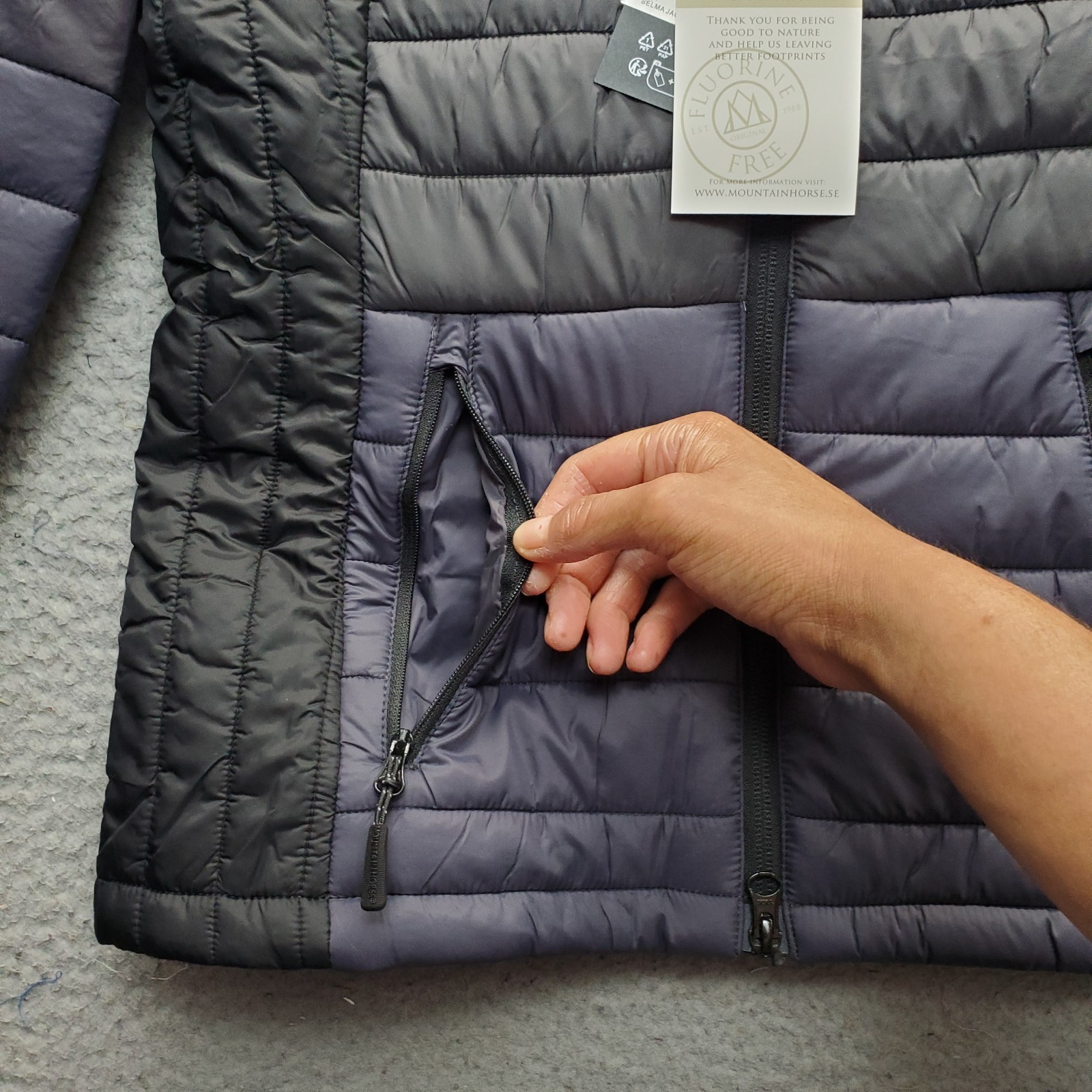 Mountain Horse Puffer Jacket Women Small Multi Quilted Hooded Long Sleeve Zip-Up