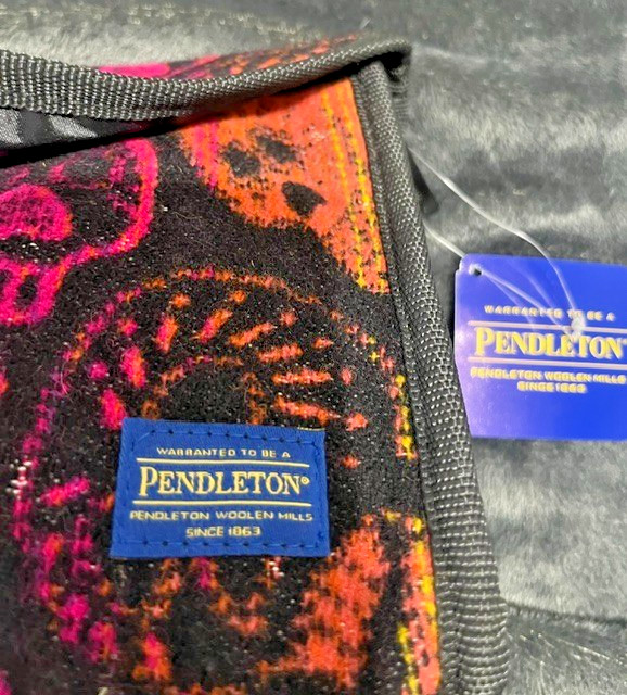 Pendleton RARE Wool and Leather Sugar Skulls Makeup Bag/Clutch