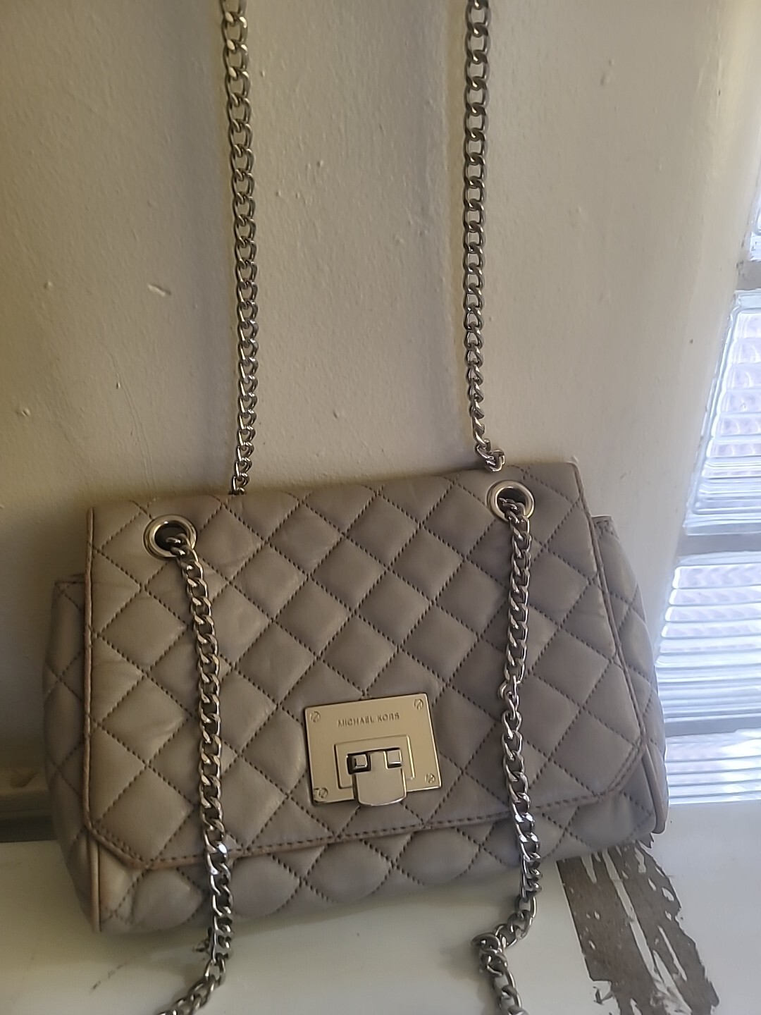 Michael Kors Pink Quilted Sloan Leather Purse GUC 10x7x3