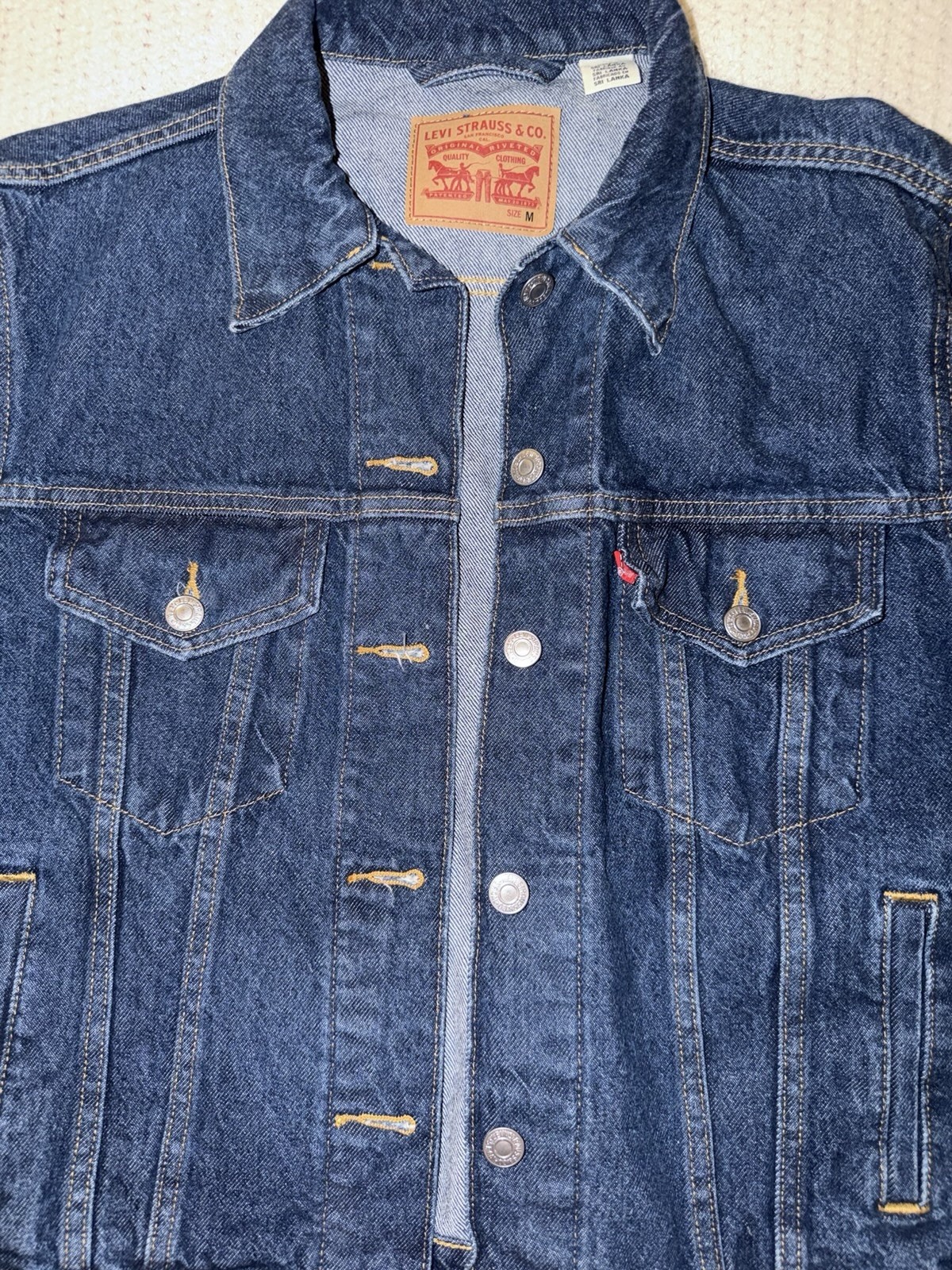 Levi’s Blue Jean Jacket Size M Button Front Collared Pockets Cotton