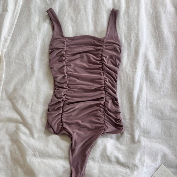 Liz & Sara Ruched Mauve Bodysuit | XS | Buttery Soft Square Neck