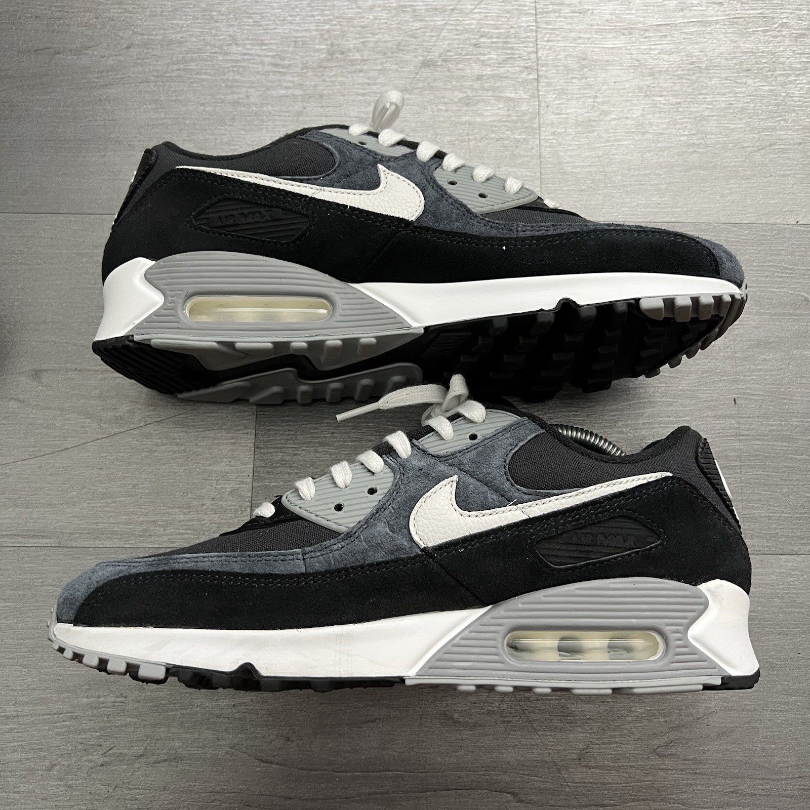 Nike Air Max 90 Premium PRM Off-Noir Men’s Size 9.5 Black Gray White DA1641-003