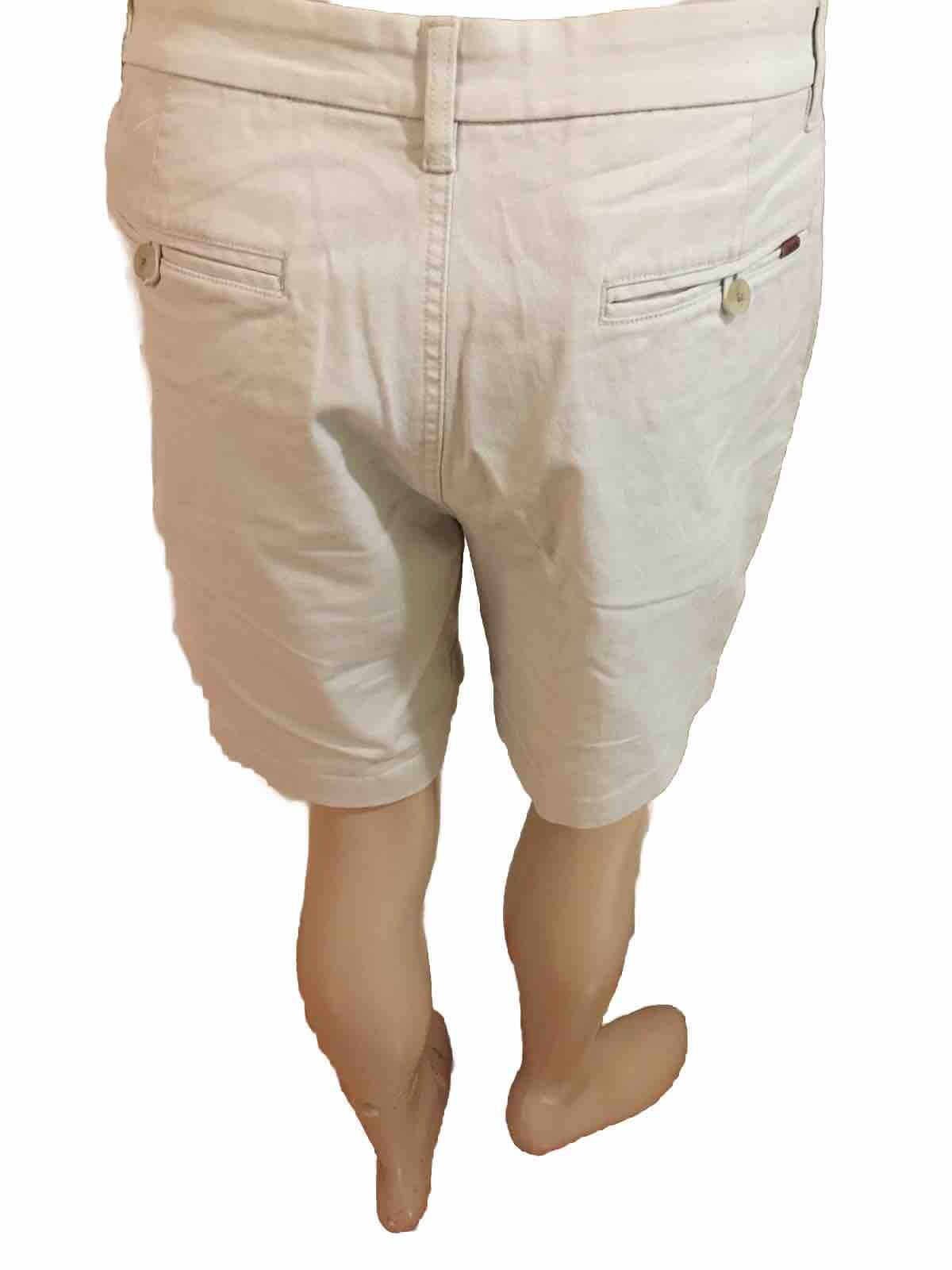 Chaps Shorts 34 W X9 Stone Light Tan Men 4 Pockets Stretch 98% Cotton 2% Elastic