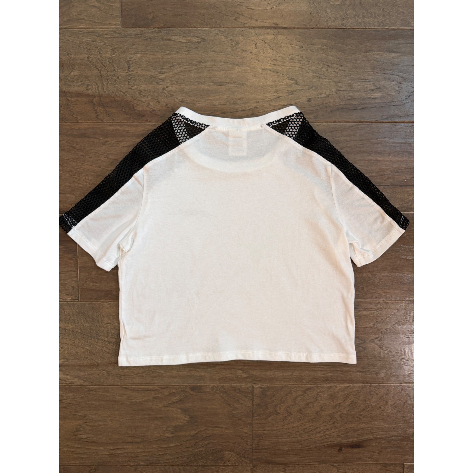 PINK Victoria’s Secret White Crop Top Black Mesh Raglan Sleeve XS Script Logo