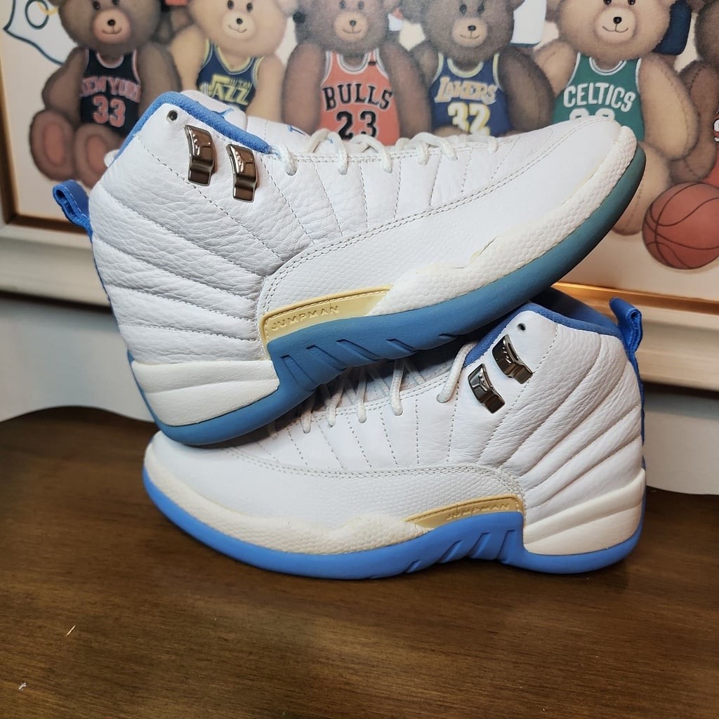 Womens Jordan 12 Retro UNC 2004 Size 7