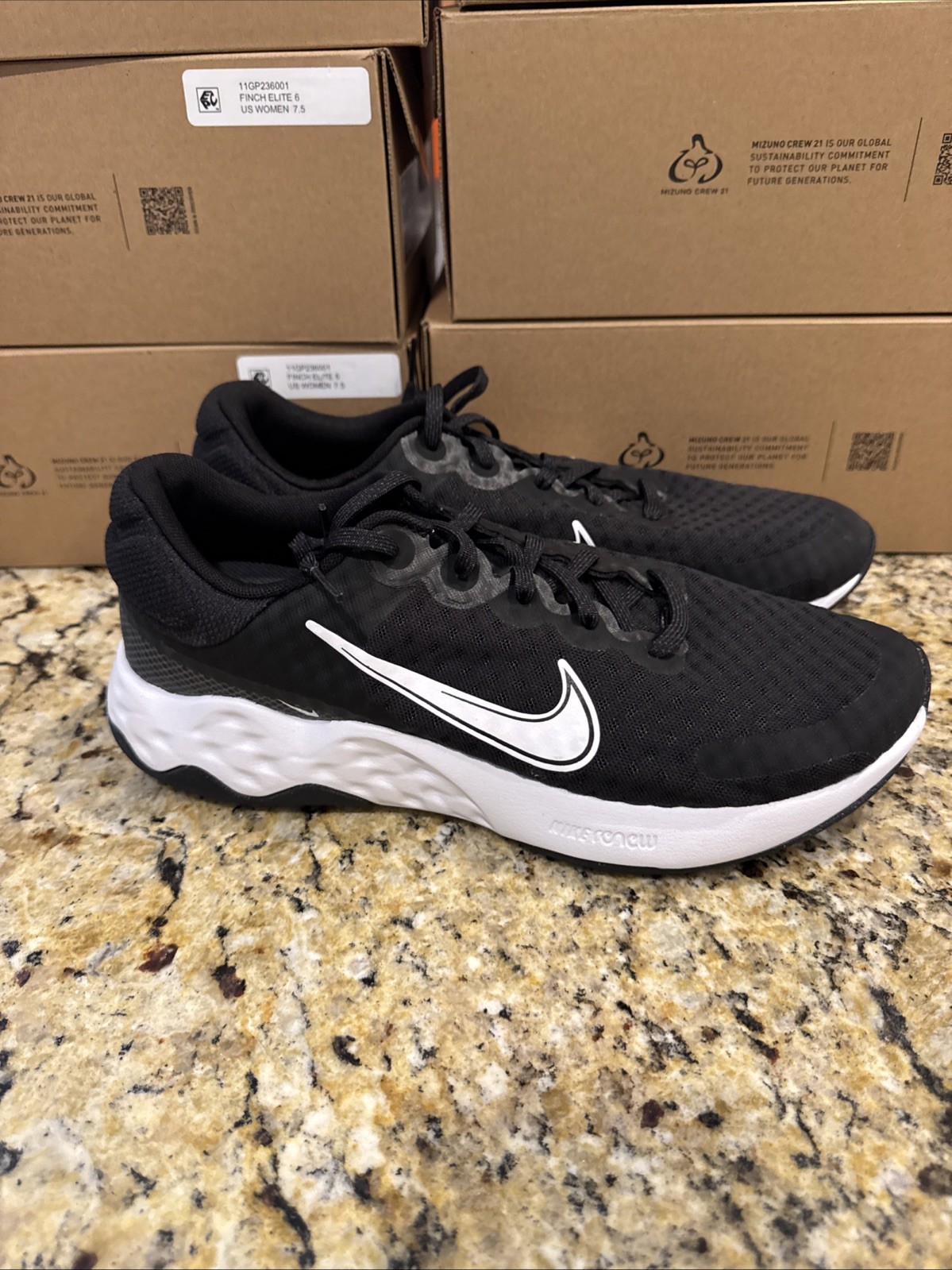 Women’s Nike Renew Ride 3 Black/ White DC8184-001 SIZE 11.5