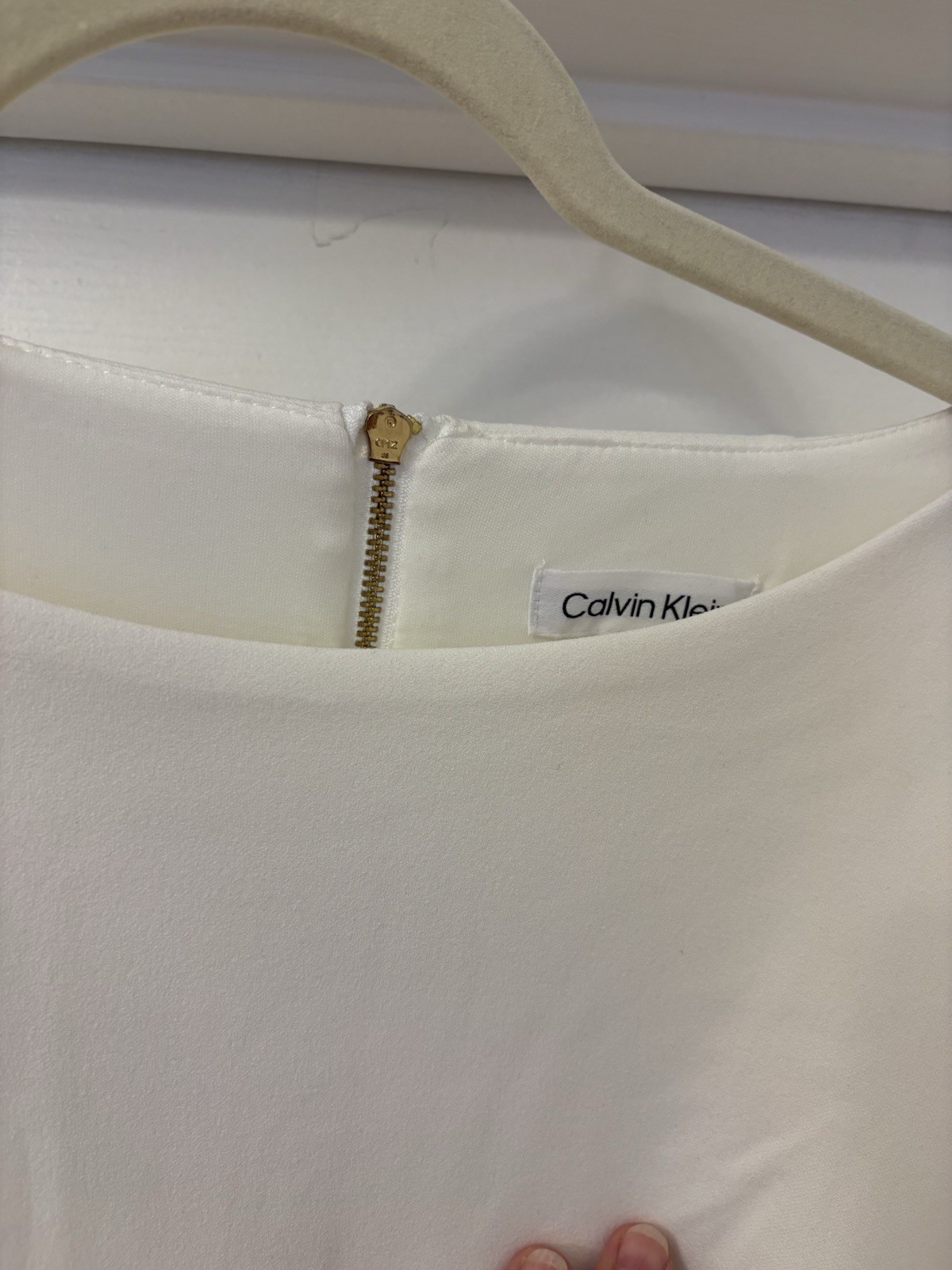 Calvin Klein White Solid Sheath Dress Round Neck Bell 3/4 Sleeve Zip, 2