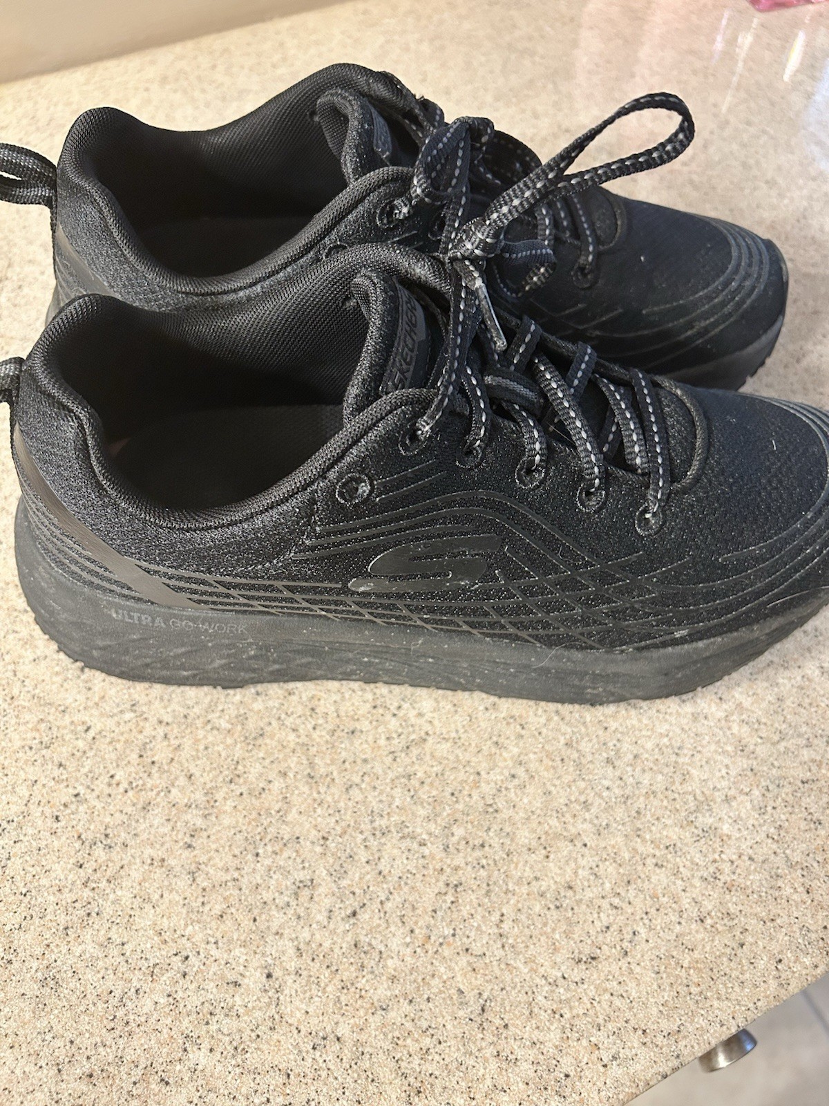 SKECHERS Women’s Max Cushioning Elite SR Relaxed Fit Work Shoes