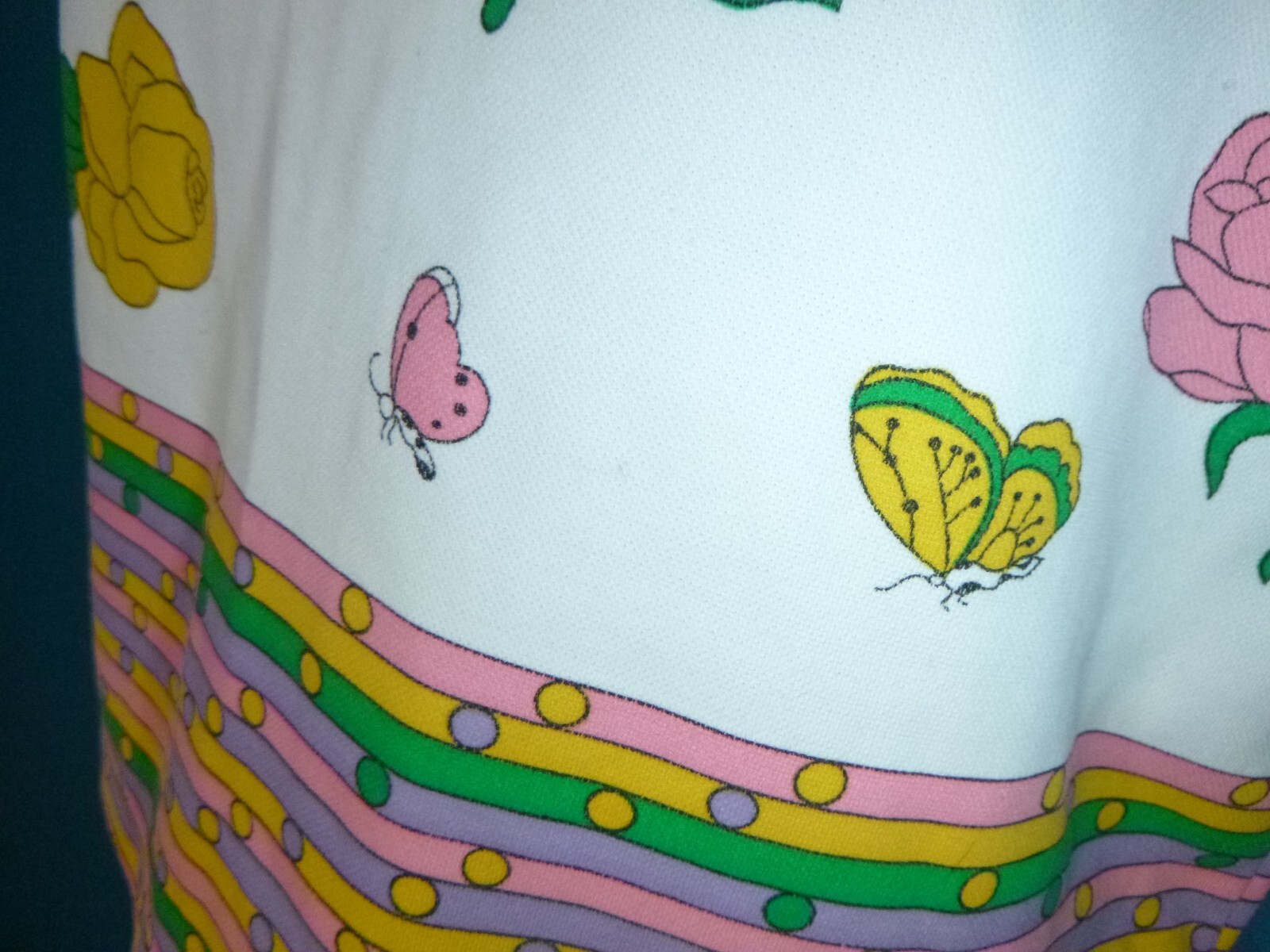 Vtg 60s 70s MOD Poly Knit Novelty Shirt Roses & Butterflies Sz M