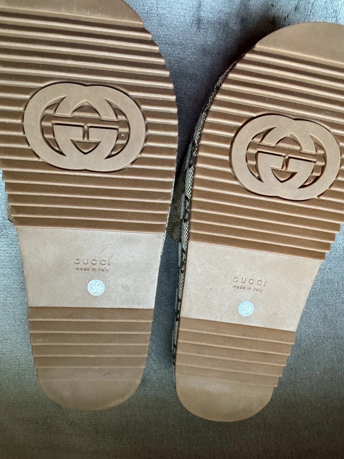 Womens Gucci Angelina Maxi GG Platform Slide Sandals Size 8.5 Or 39