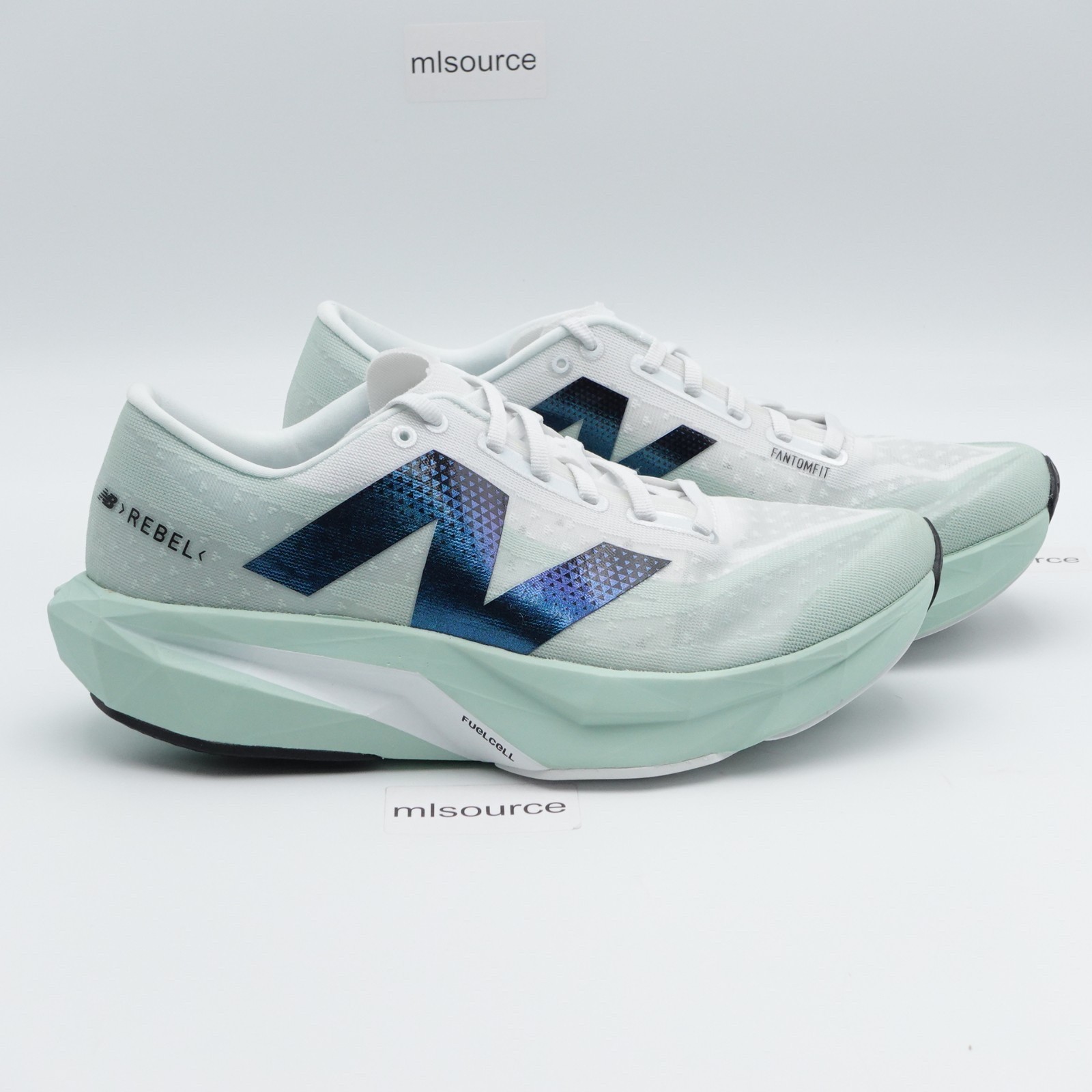 Size 9 WIDE D Women’s New Balance FuelCell Rebel v4 Running Shoes WFCXCA4
