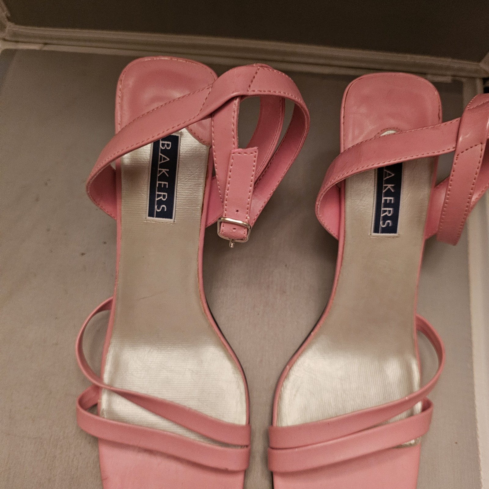 Bakers “Maribella II” Pink 3.75″ High Heels Size 11 B Strappy See Pictures
