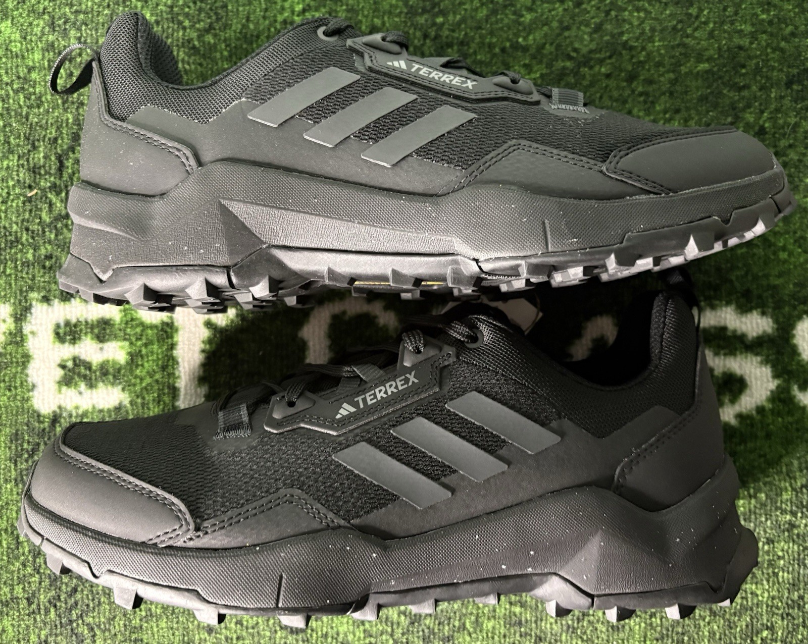 US Men’s 9 – Adidas TERREX AX4 “Black Carbon” HP7388, Hiking Shoes