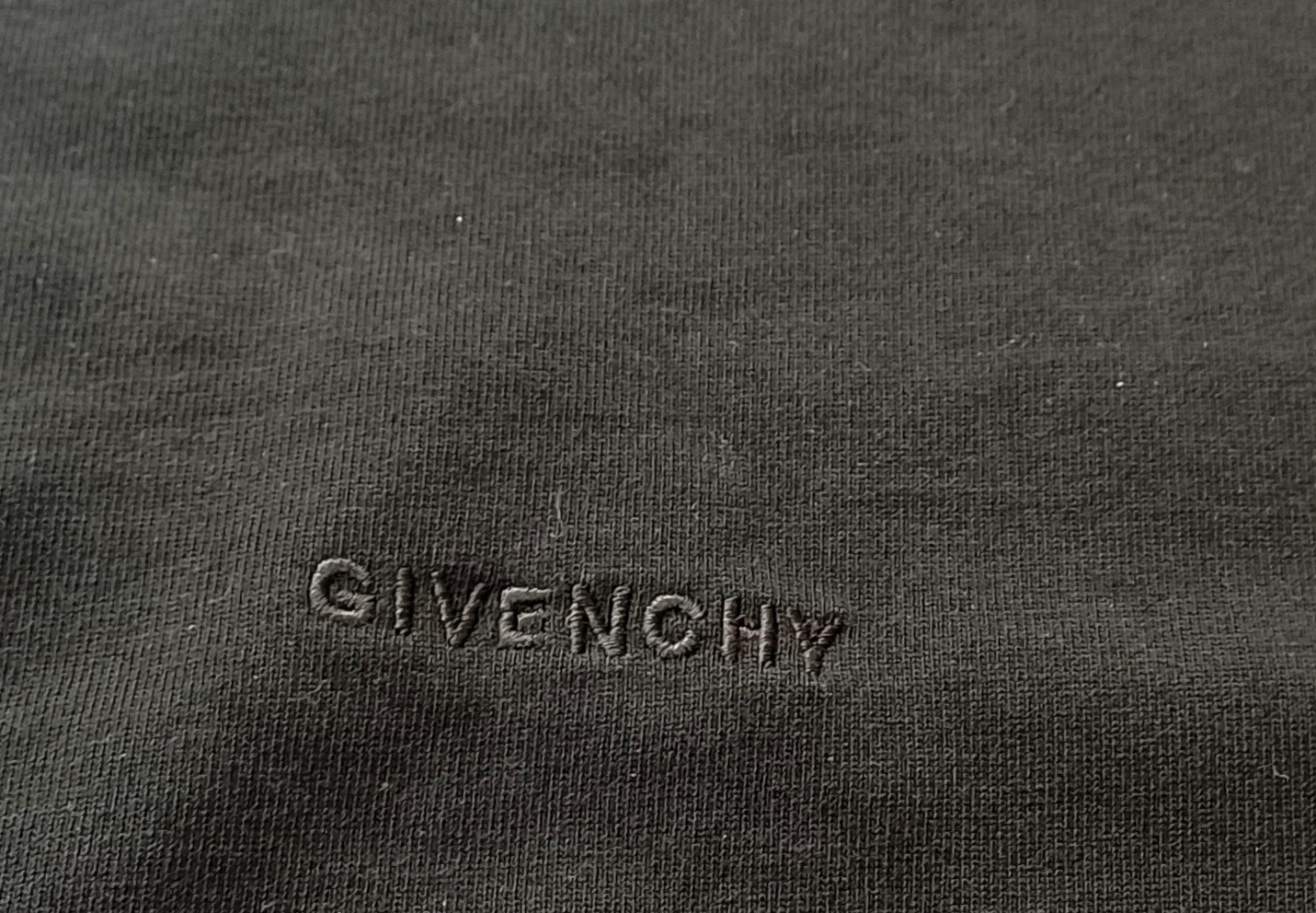 Givenchy x Chito Dog Graffiti T-Shirt Black Size 42 Chest