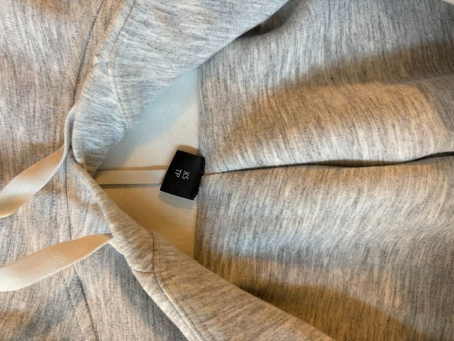 Lululemon Pullover Hoodie Mens XS Fits Like S Heathered Light Gray Spacer Knit.
