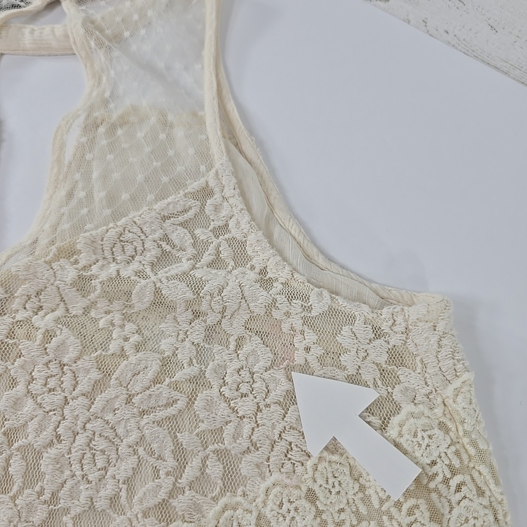 AMERICAN EAGLE BLOUSE WOMEN’S SIZE SMALL SHEER LACE TOP IN CREAM COLOR *STAIN*..