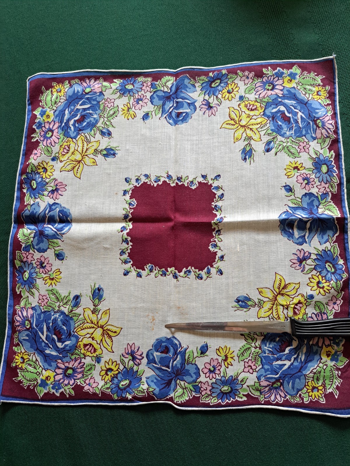 Vintage Floral Print and Tatted Hankies Lot of 4