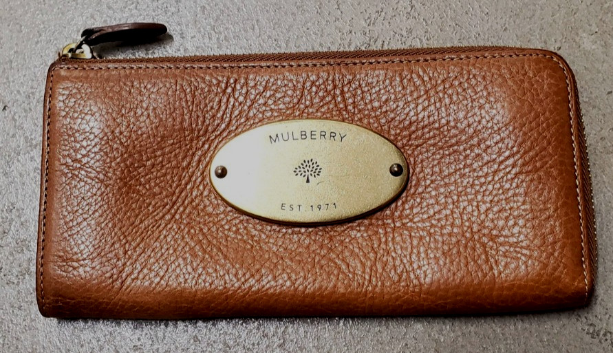 Mulberry Brown Leather Zip Around Wallet Classic Tree Plaque