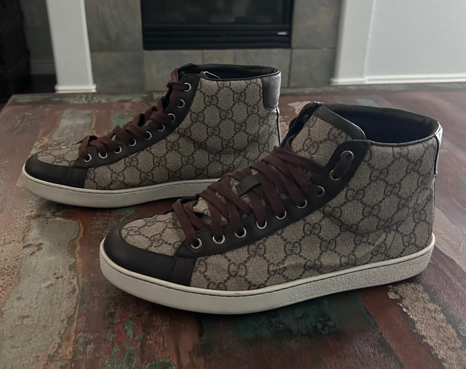 AUTHENTIC GUCCI BROOKLYN SNEAKERS BEIGE EBONY 322733 GG SZ 8.5 (fits USA 9.5)