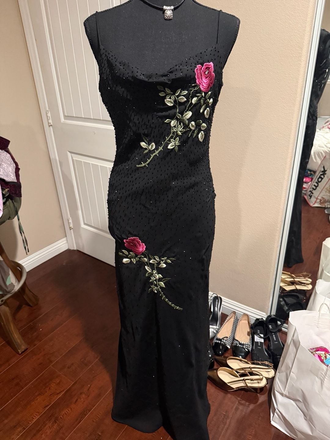 Y2k Morgan & Co by.Linda Bernall Sz.7/8 Black Beaded Floral Embroidered Dress