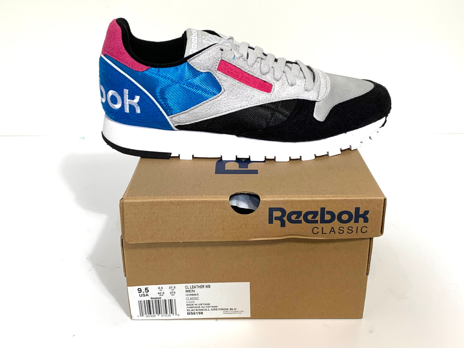 Reebok NIB CL Leather WB Sneaker BS6198 Size 9.5