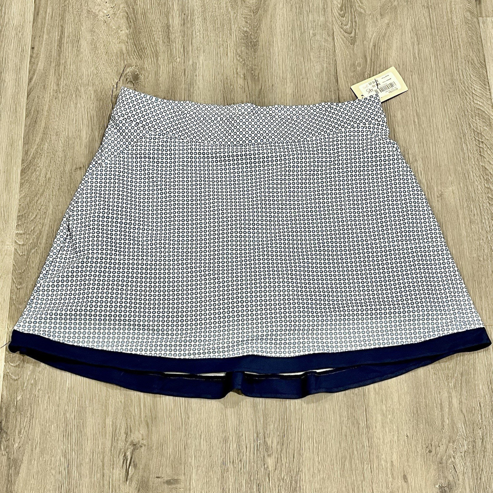 Peter Millar Performance Fabric Dot Pattern Golf Sally Skort Size L NWT UPF 50+