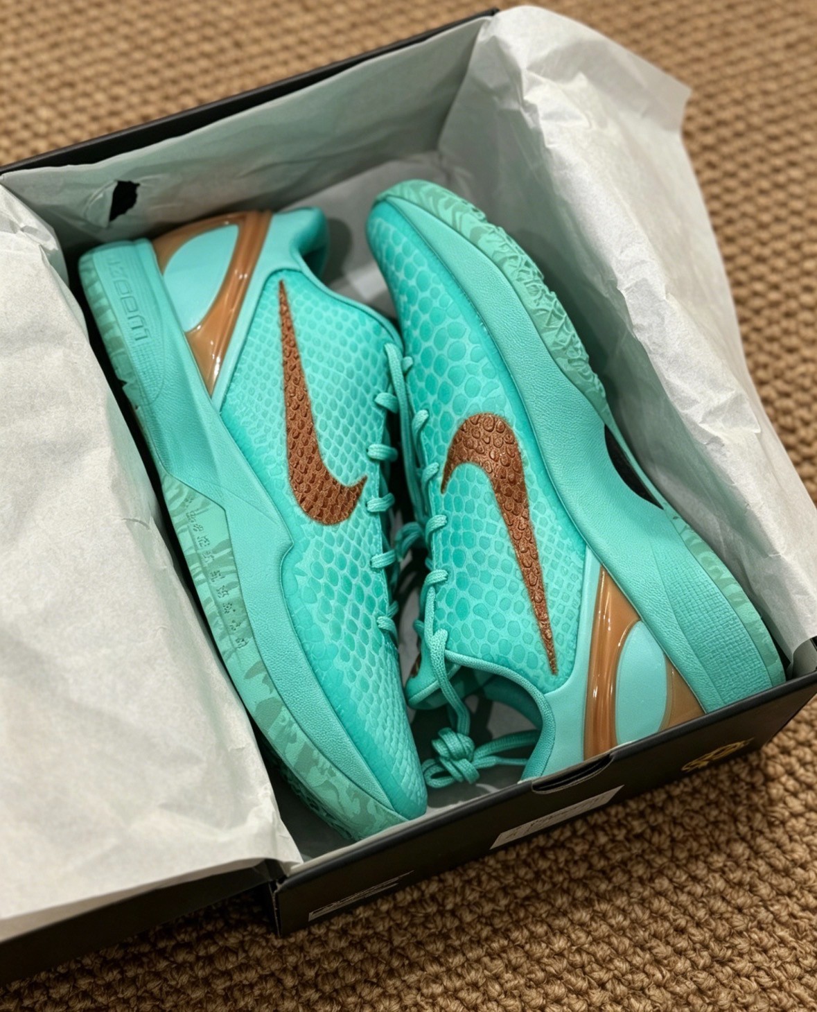NEW Nike Kobe 6 Protro Jalen Brunson Statue of Liberty IQ5774-300 Men