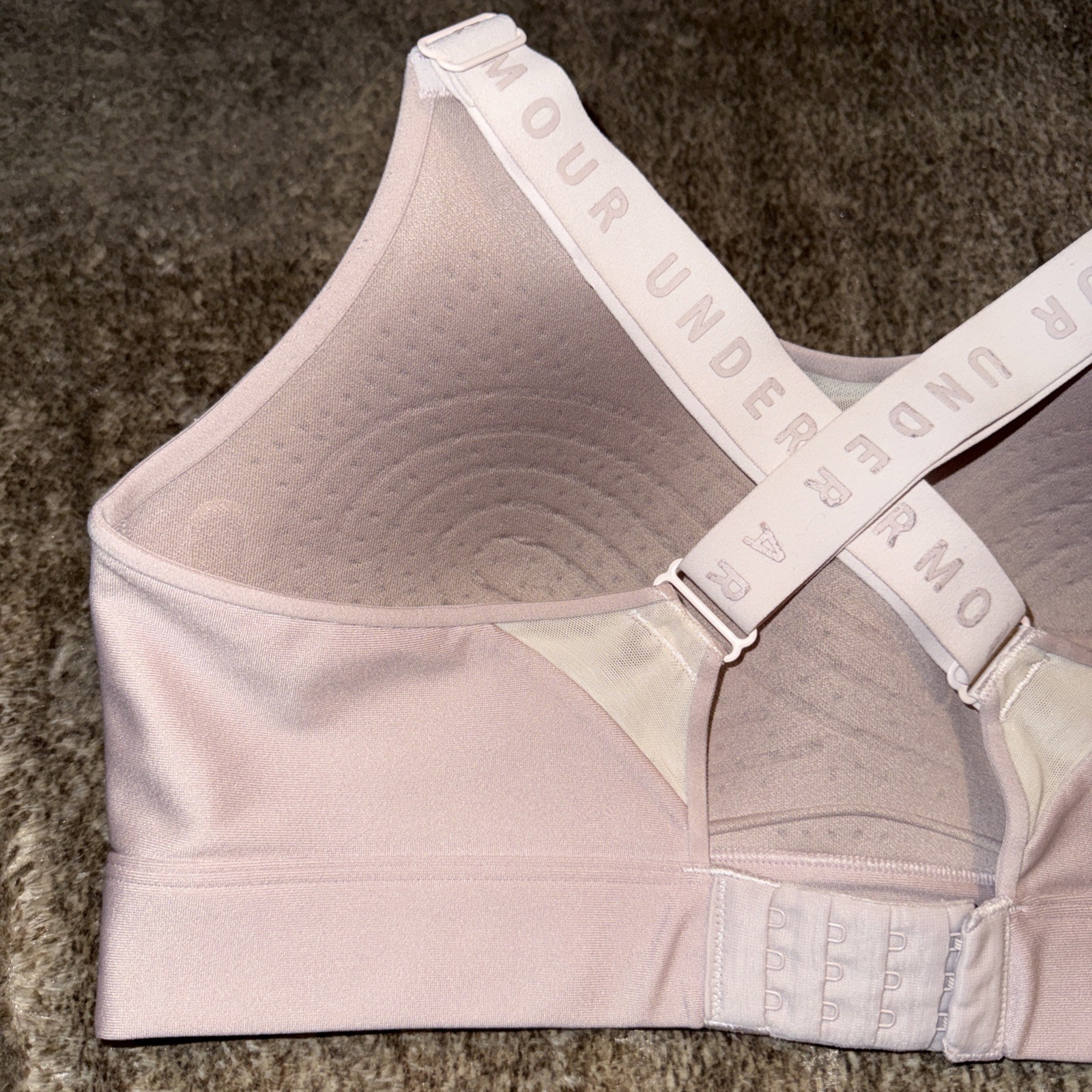 Pre Owned Under Armour Nude Beige Crossback Fitted Sports Bra Logo Large L