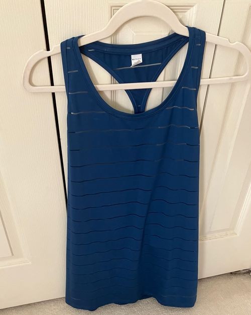 Athleta long racerback tank top, size XLT, dark blue, sheet stripes, exc cond