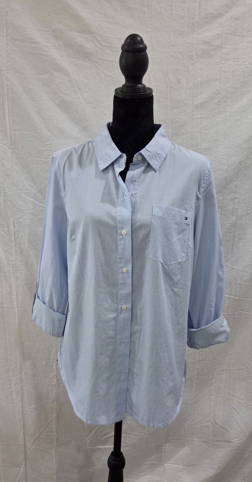 Tommy Hilfiger Women’s Cotton Pinstripe Button Down Shirt Blue Size M