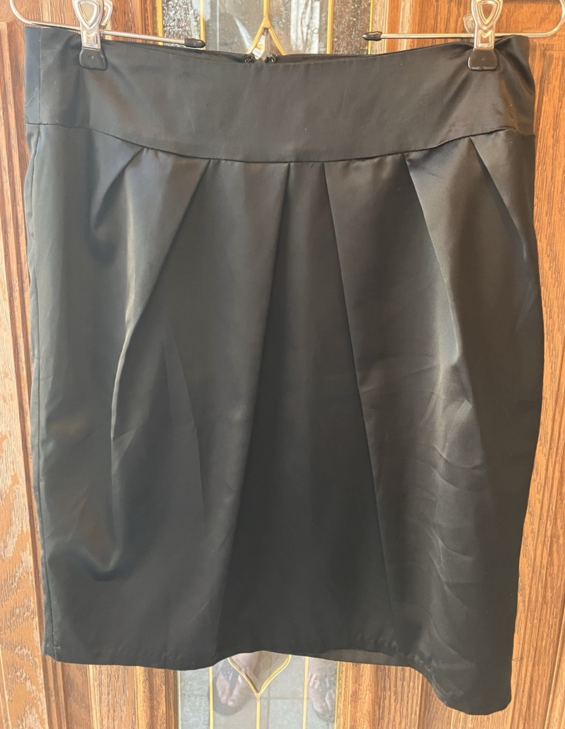 Mossimo Women’s Size 4 Pencil Skirts Pleated Black Zipper Closure Lined Stretch