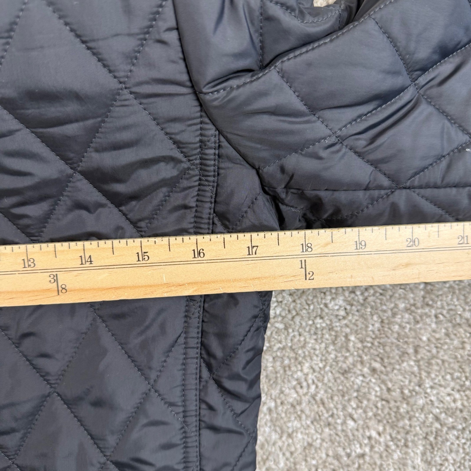 LL Bean Signature Womens Size 0 Quilted Jacket Black Plaid Lining Primaloft