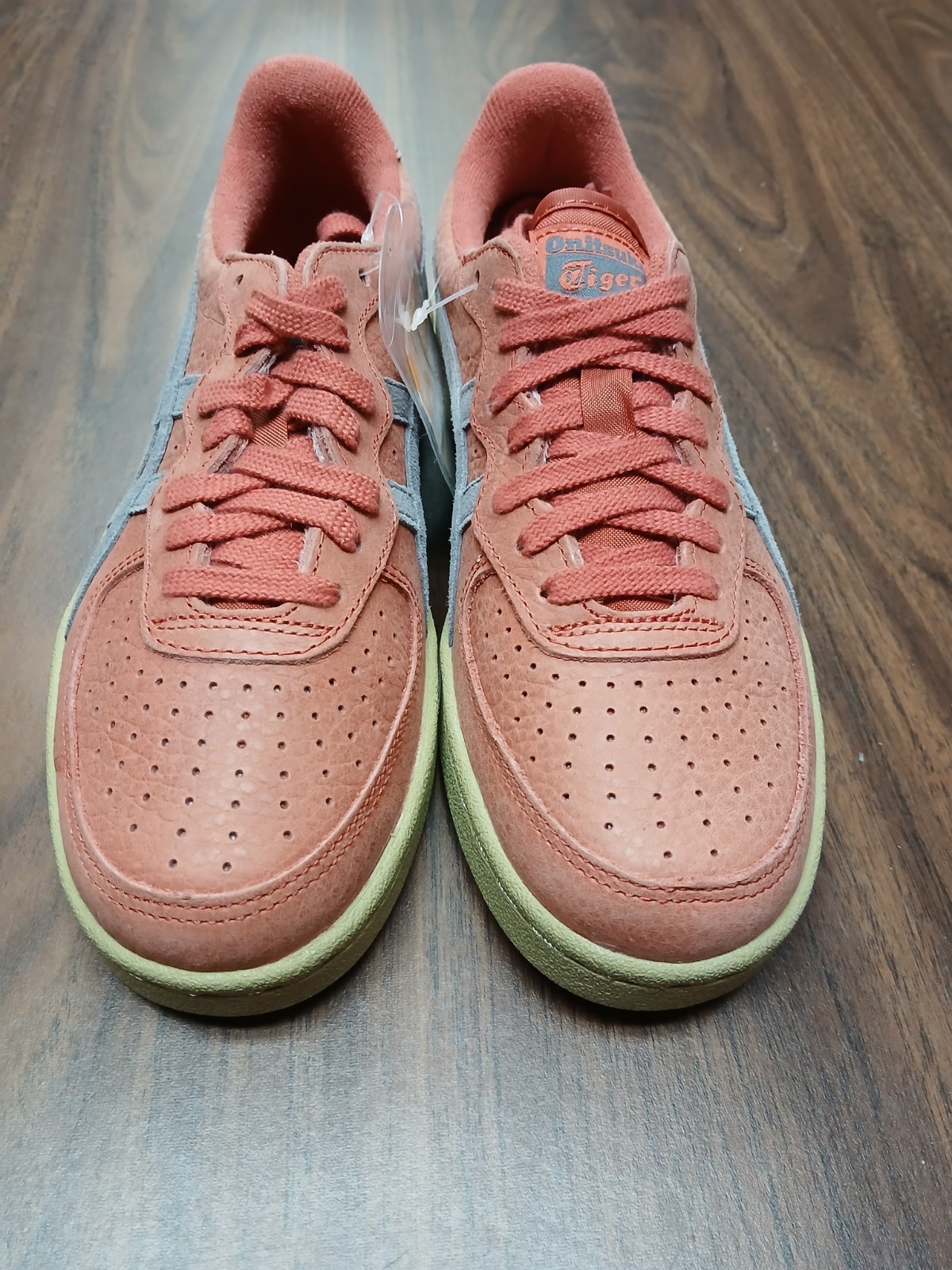 Asics ONITSUKA TIGER GSM Red 5.5 – Seller Sample